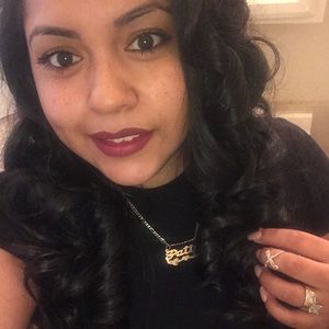 Meet your Posher, Rocio